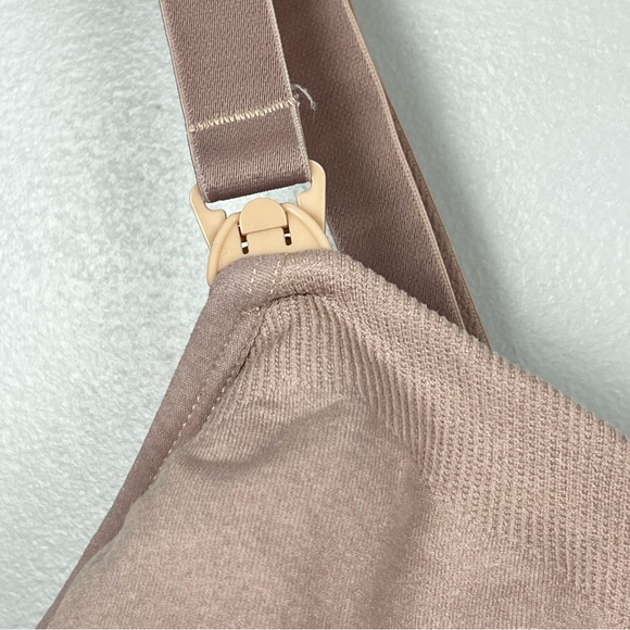 Kindred by Kindred Bravely beige Hands-Free Pumping & Nursing bra, XXL Busty. - Picture 4 of 9